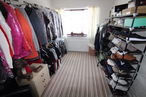 Bedroom No.4- click for photo gallery